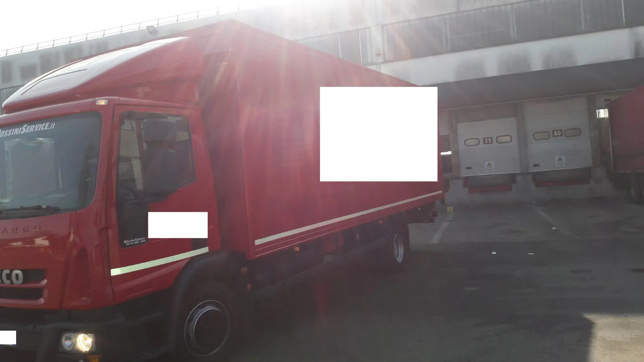 IVECO EUROCARGO 120E18 - Camion furgon: Foto 3 IVECO EUROCARGO 120E18 - Camion furgon: Foto 3