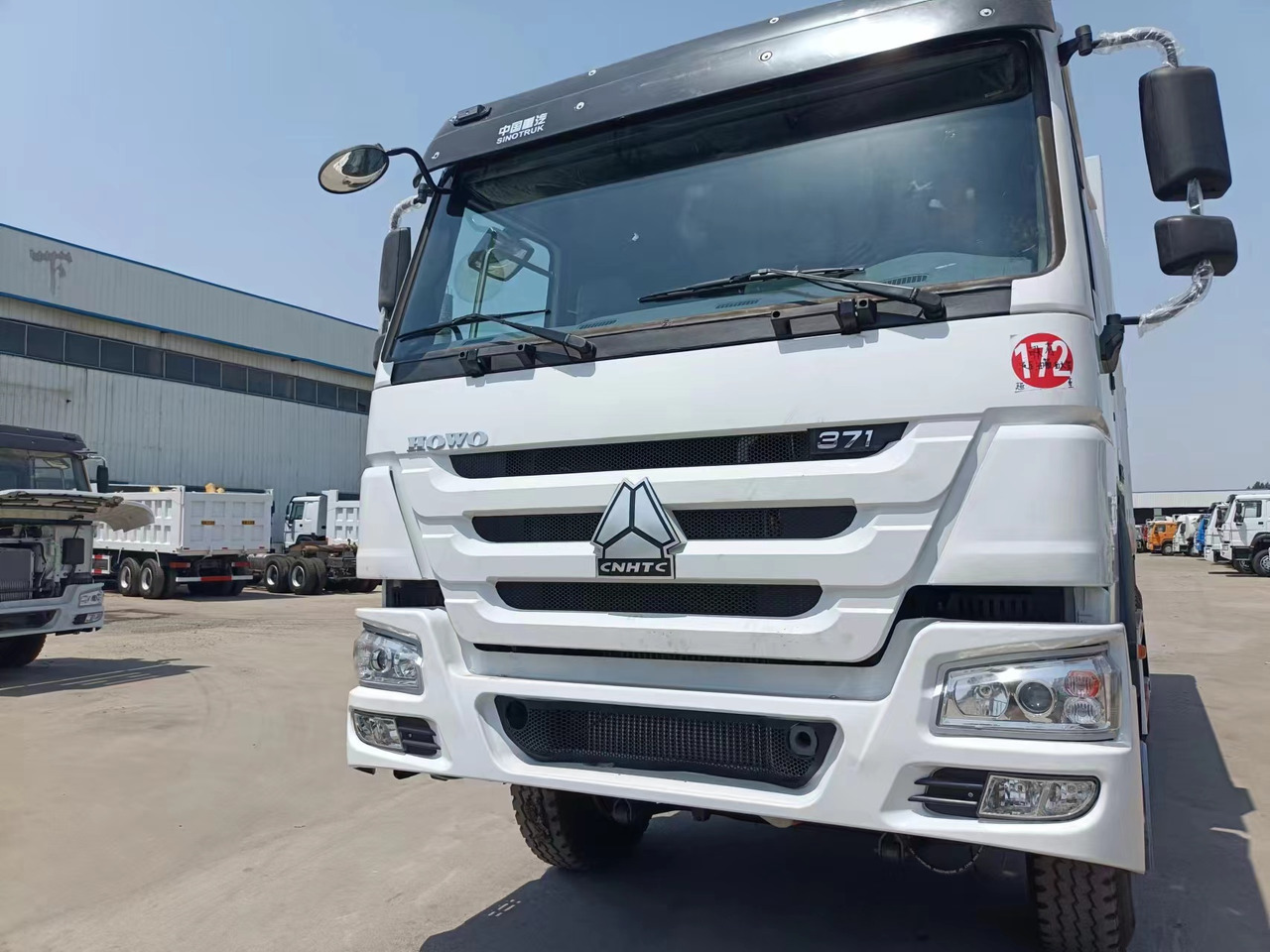 HOWO 371 6X4 - Camion basculantă: Foto 3 HOWO 371 6X4 - Camion basculantă: Foto 3