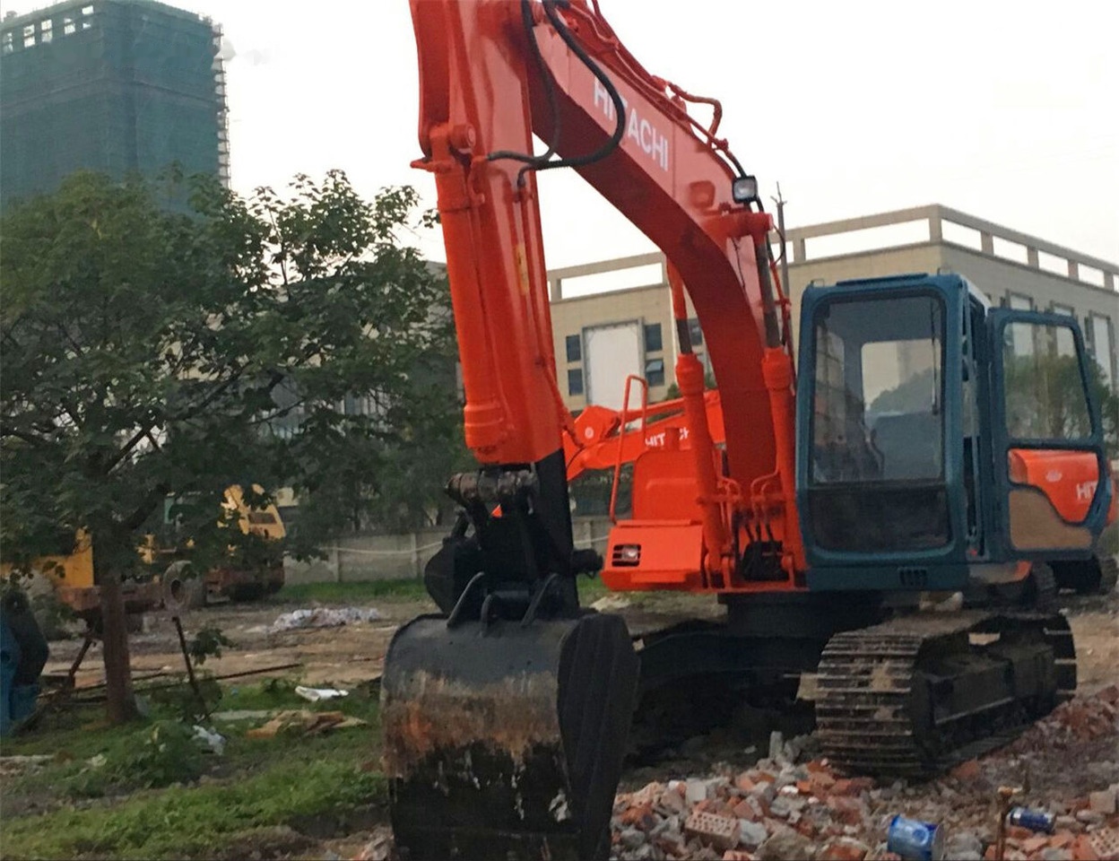 Hitachi EX120-3 - Excavator pe şenile: Foto 5 Hitachi EX120-3 - Excavator pe şenile: Foto 5