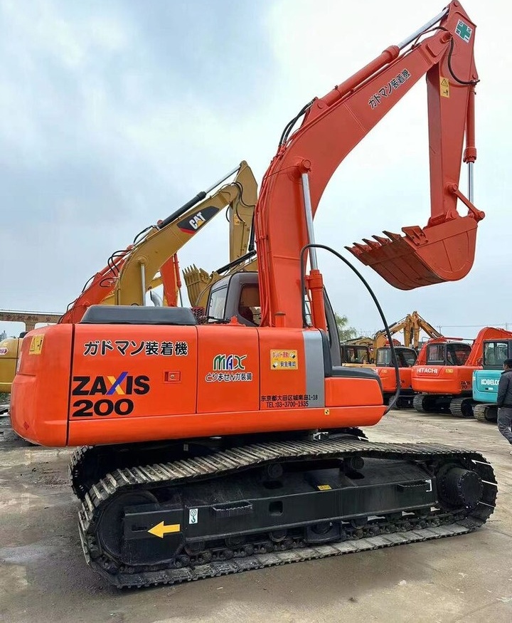 Hitachi ZX200 - Excavator pe şenile: Foto 5 Hitachi ZX200 - Excavator pe şenile: Foto 5