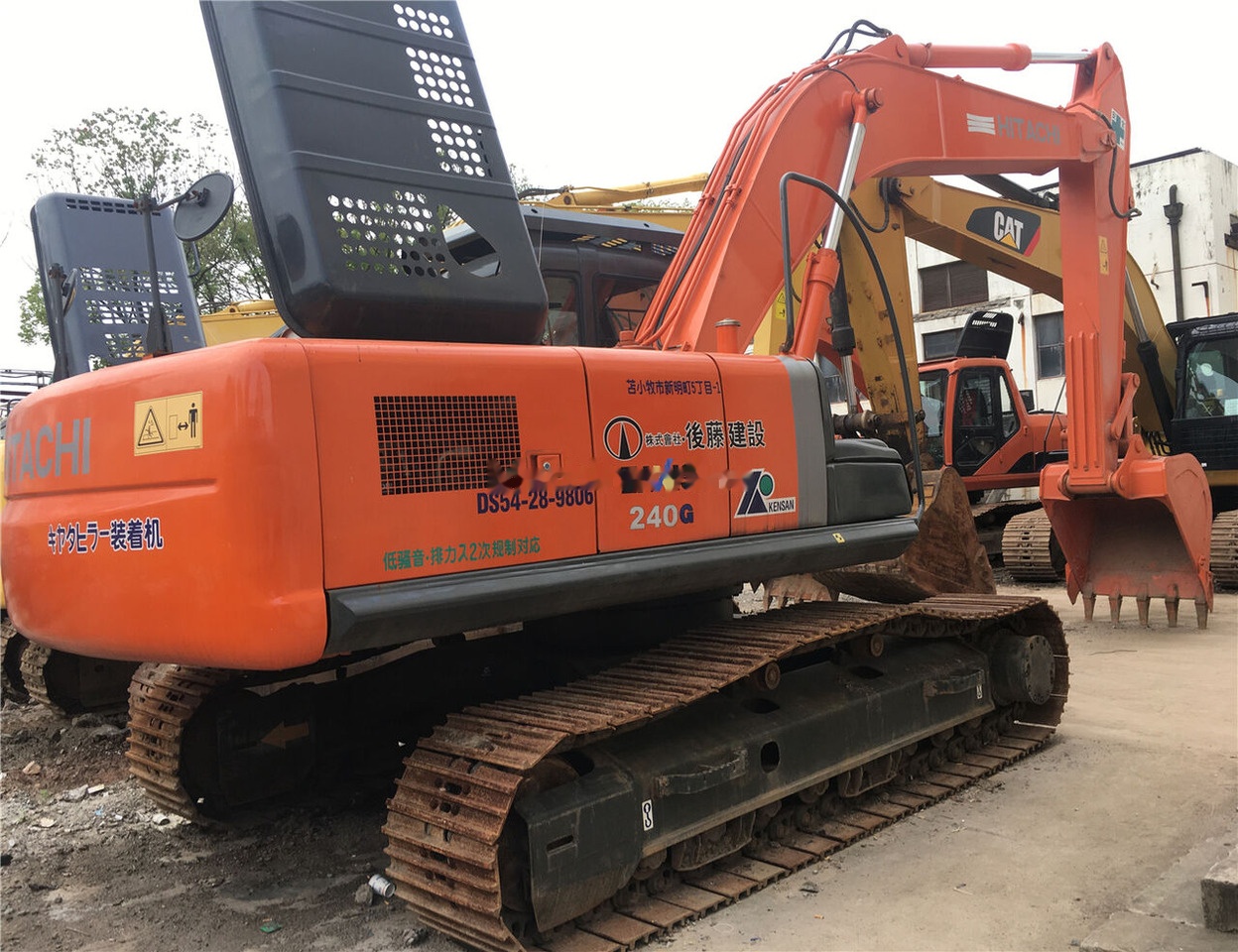 Hitachi ZX240-3G - Excavator pe şenile: Foto 4 Hitachi ZX240-3G - Excavator pe şenile: Foto 4