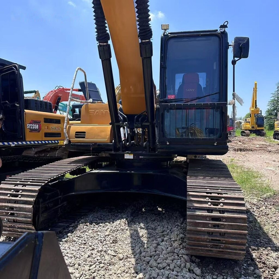 Sany SY 215C - Excavator pe şenile: Foto 1 Sany SY 215C - Excavator pe şenile: Foto 1