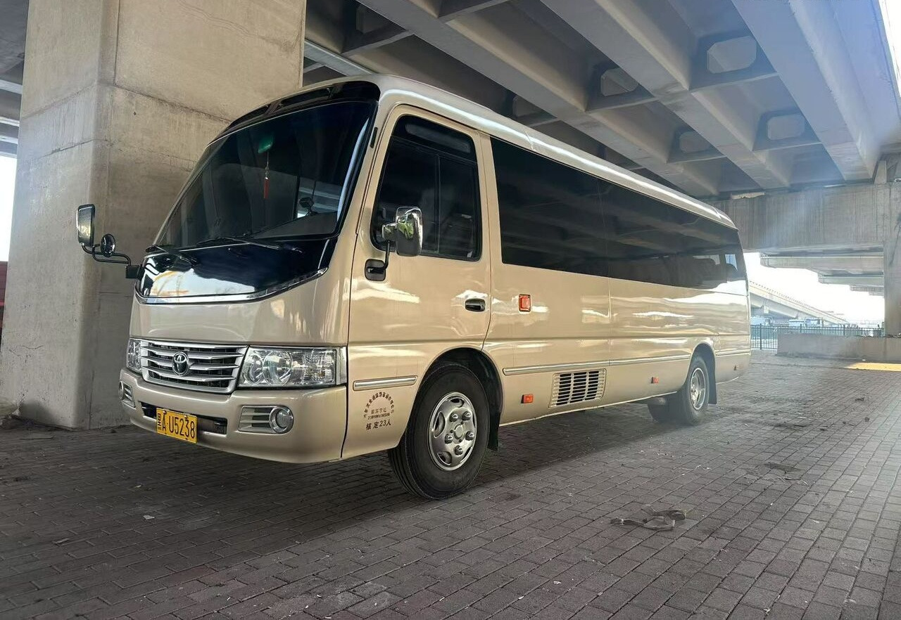 Toyota 1HZ - Autobuz interurban: Foto 4 Toyota 1HZ - Autobuz interurban: Foto 4