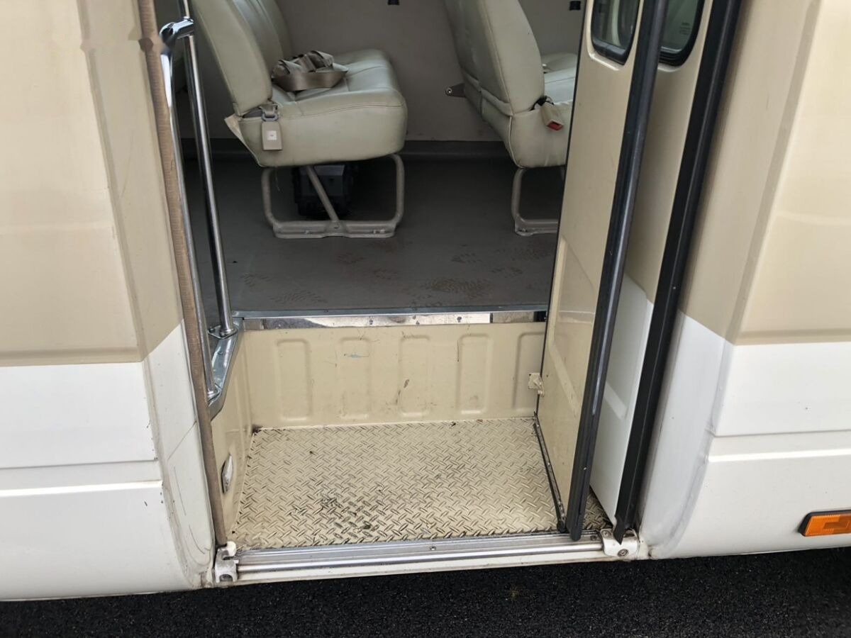 Toyota Coaster - Autobuz urban: Foto 4 Toyota Coaster - Autobuz urban: Foto 4