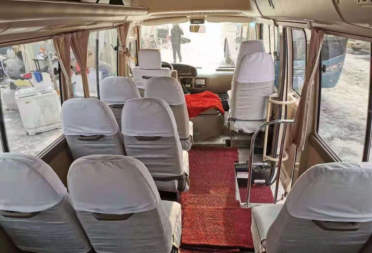 Toyota Coaster - Autobuz interurban: Foto 3 Toyota Coaster - Autobuz interurban: Foto 3