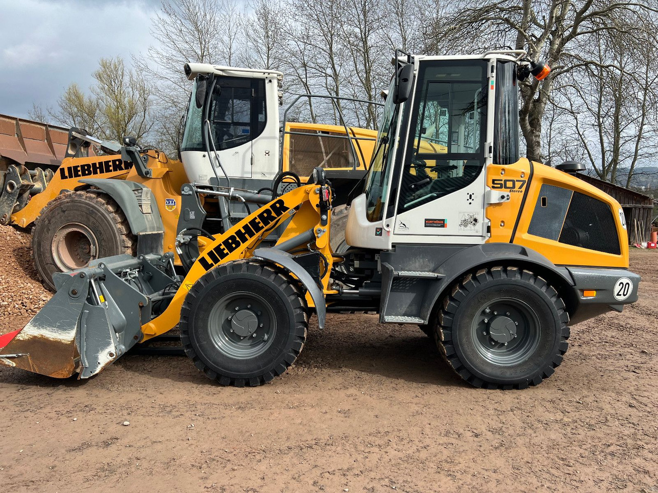 Liebherr L 507 Stereo V Likufix 2x verfügbar - Încărcător frontal pe pneuri: Foto 1 Liebherr L 507 Stereo V Likufix 2x verfügbar - Încărcător frontal pe pneuri: Foto 1