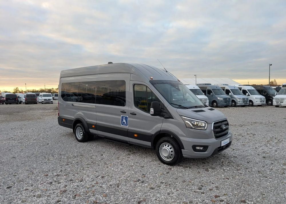 Ford Transit - Microbuz, Transport persoane: Foto 2 Ford Transit - Microbuz, Transport persoane: Foto 2