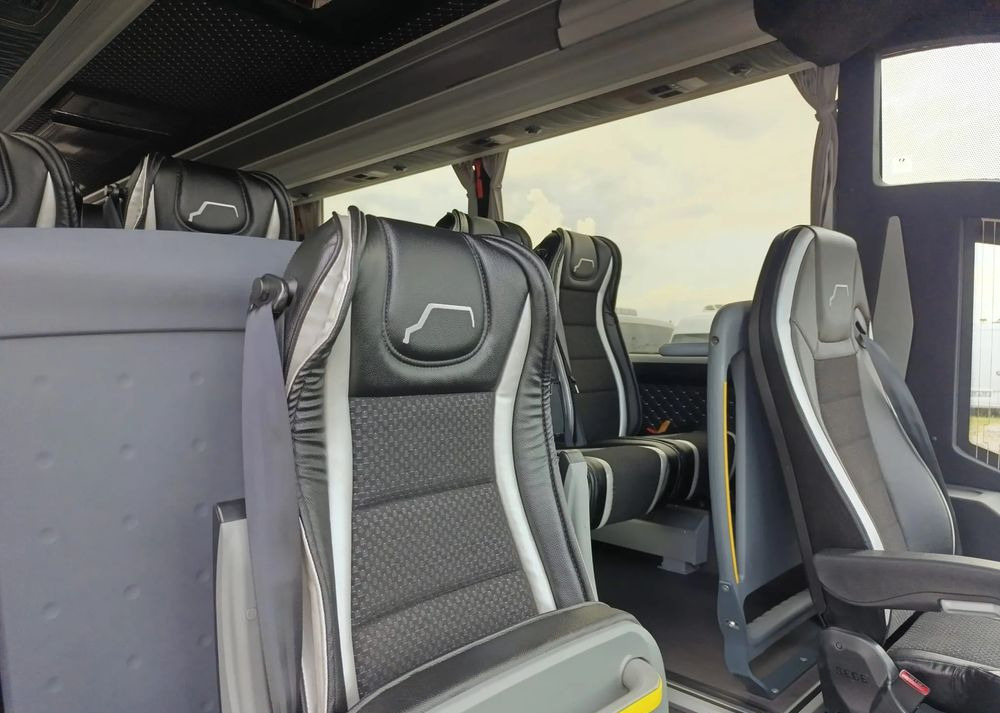 Microbuz, Transport persoane nou Iveco Mercus Daily 70C21: Foto 19 Microbuz, Transport persoane nou Iveco Mercus Daily 70C21: Foto 19
