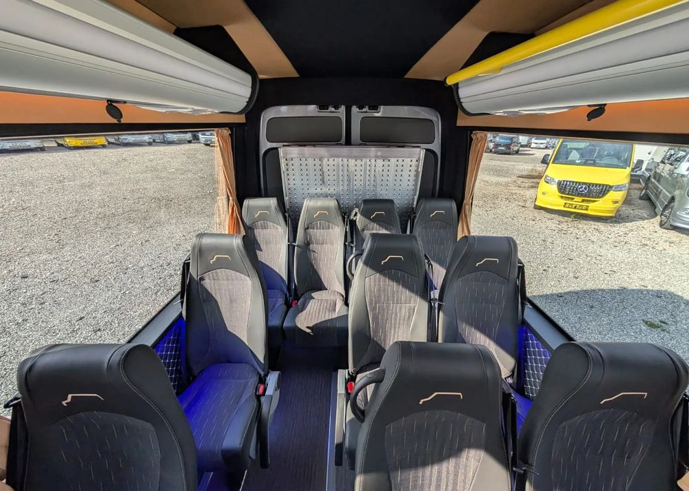 Microbuz, Transport persoane nou MAN TGE 5.160: Foto 27