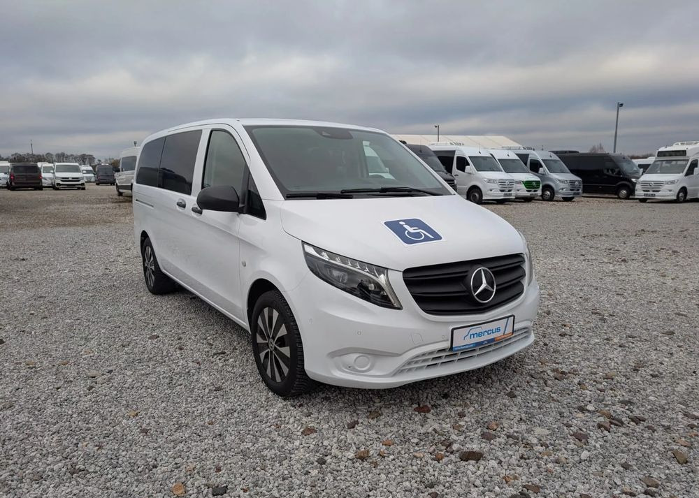 Mercedes-Benz Vito Tourer 114 - Microbuz, Transport persoane: Foto 1 Mercedes-Benz Vito Tourer 114 - Microbuz, Transport persoane: Foto 1