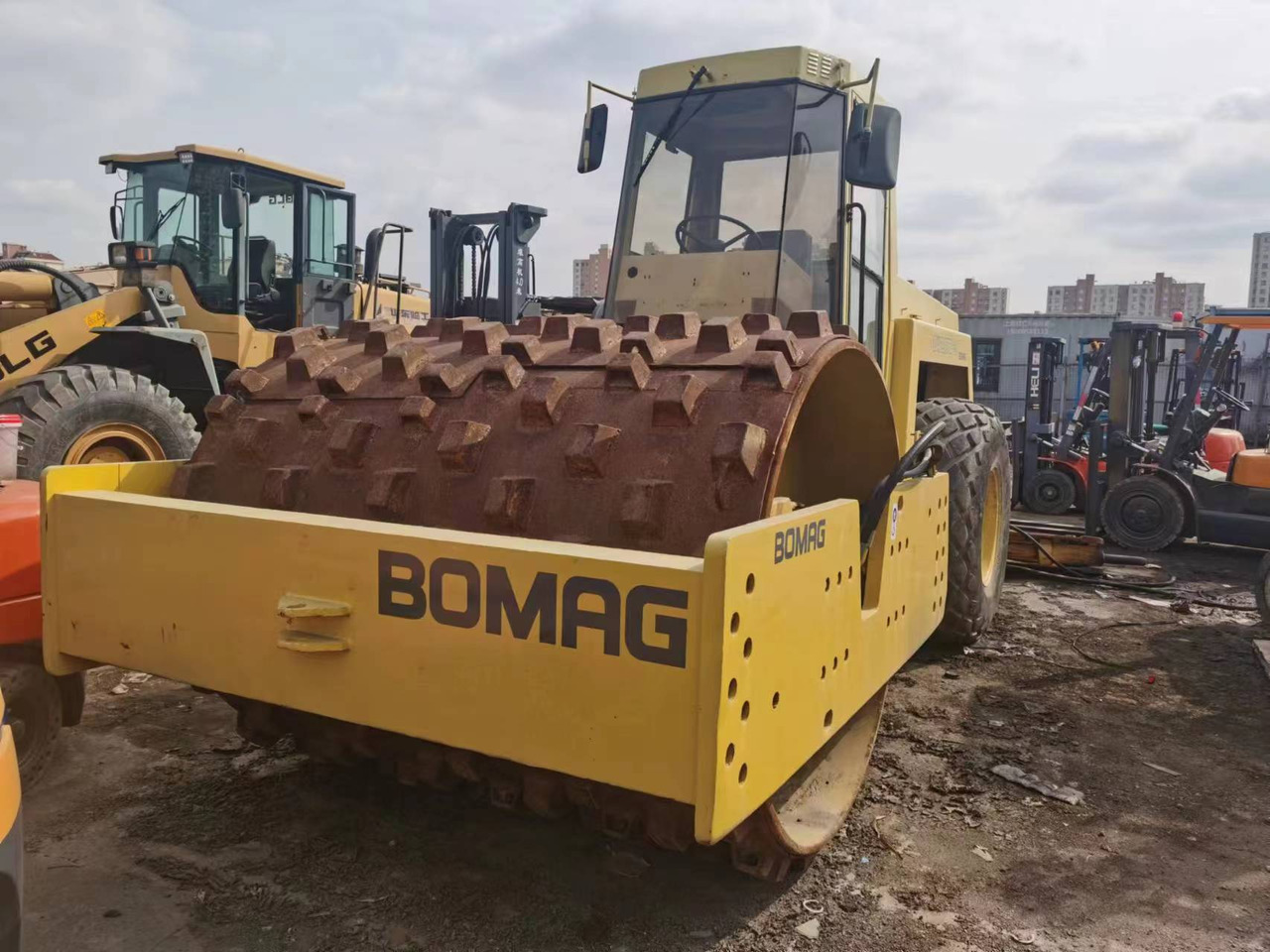 BOMAG BW217D-2 - Compactor: Foto 4 BOMAG BW217D-2 - Compactor: Foto 4