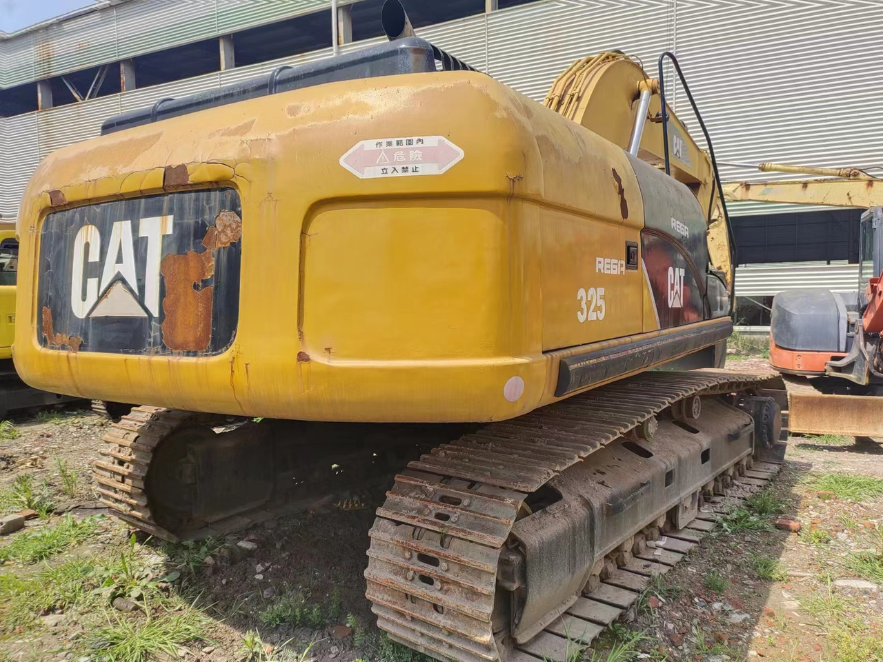 CATERPILLAR 325C - Excavator pe şenile: Foto 3 CATERPILLAR 325C - Excavator pe şenile: Foto 3