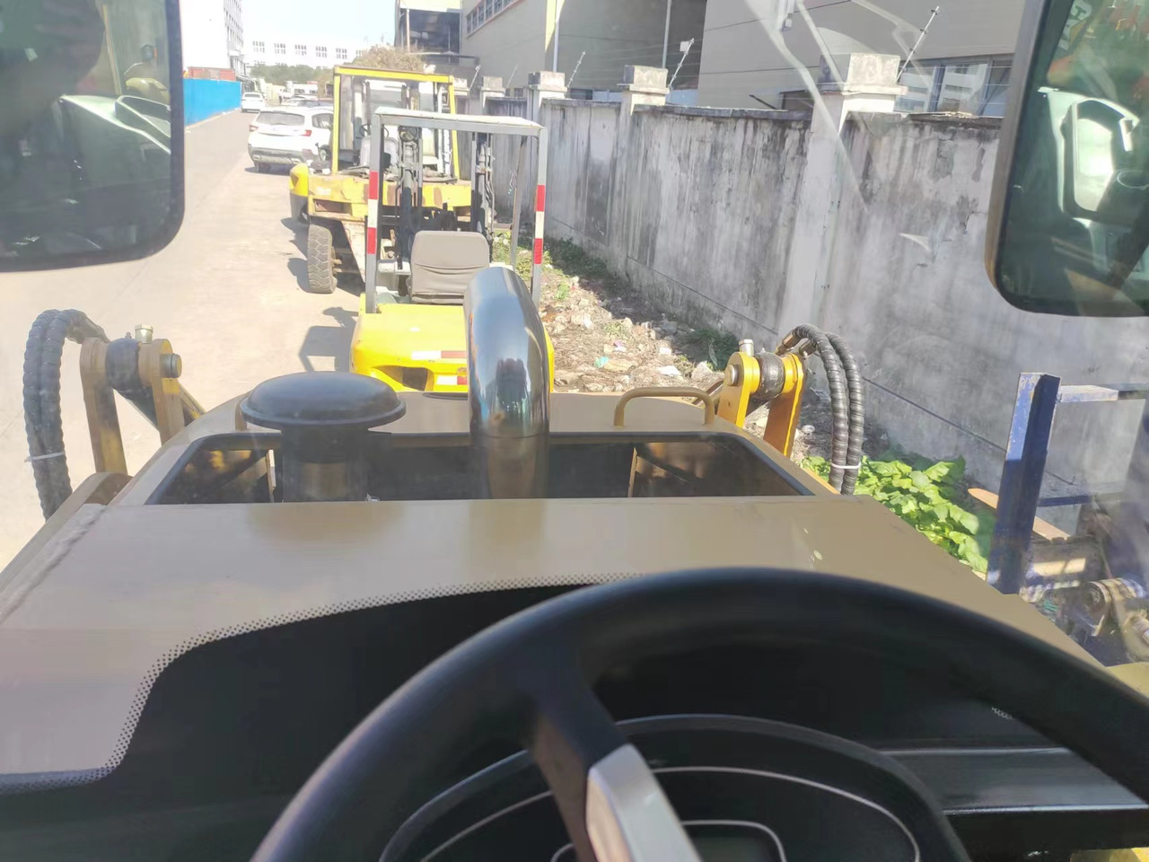 CATERPILLAR 420F - Buldoexcavator: Foto 4 CATERPILLAR 420F - Buldoexcavator: Foto 4