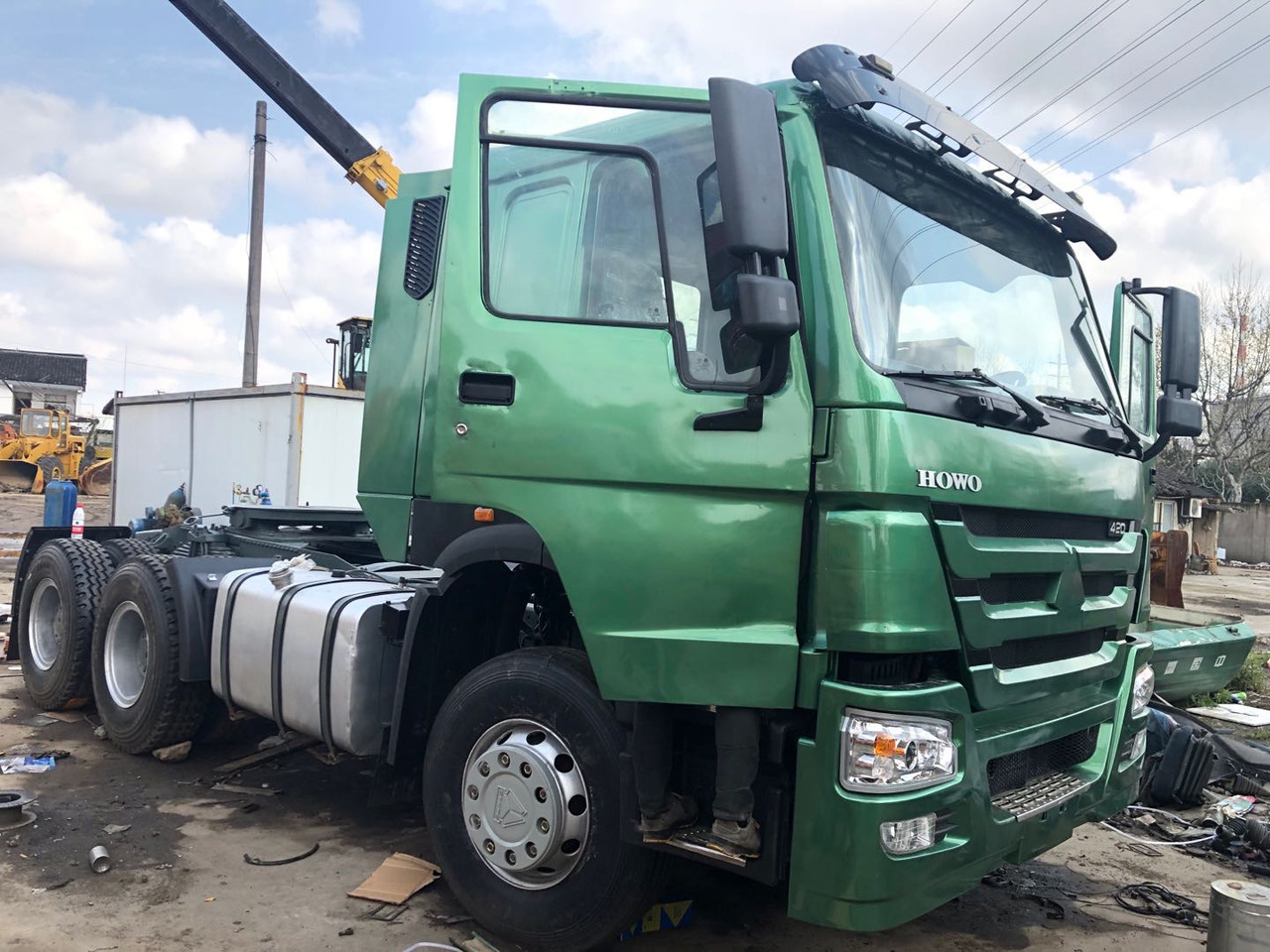 HOWO 420 - Cap tractor: Foto 1 HOWO 420 - Cap tractor: Foto 1