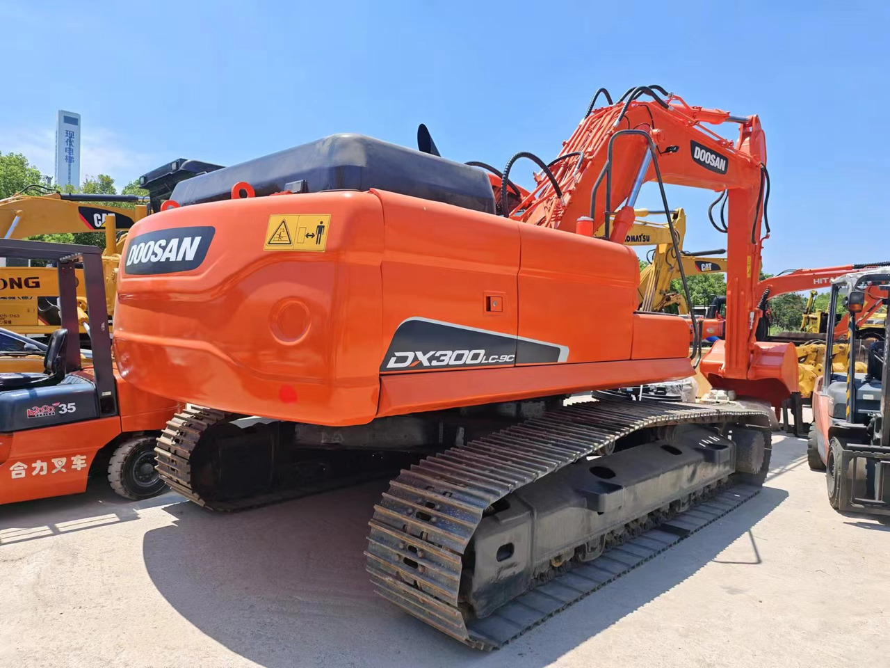 DOOSAN DX300LC-9C - Excavator pe şenile: Foto 3 DOOSAN DX300LC-9C - Excavator pe şenile: Foto 3