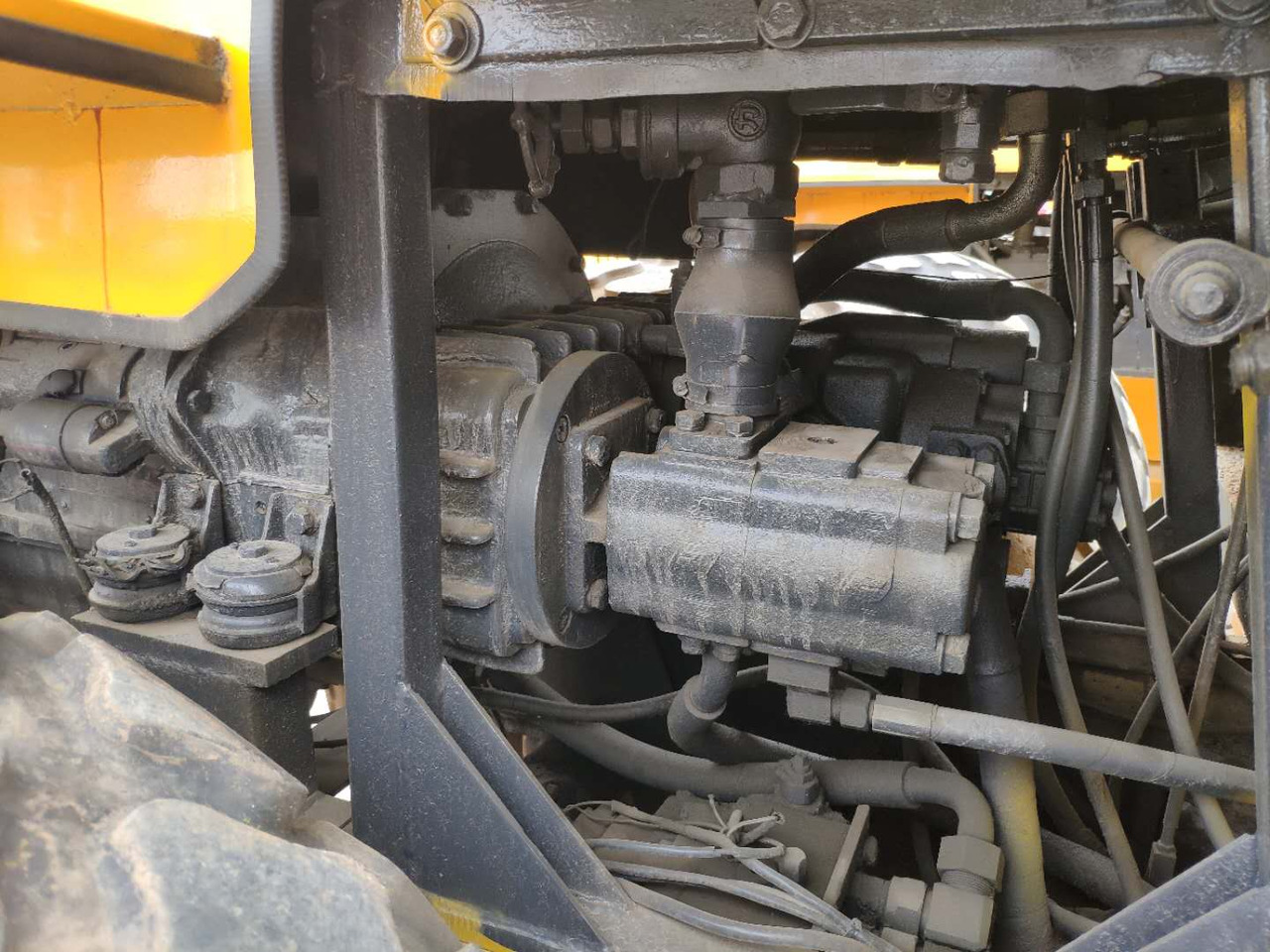 DYNAPAC CA301D - Compactor: Foto 4 DYNAPAC CA301D - Compactor: Foto 4