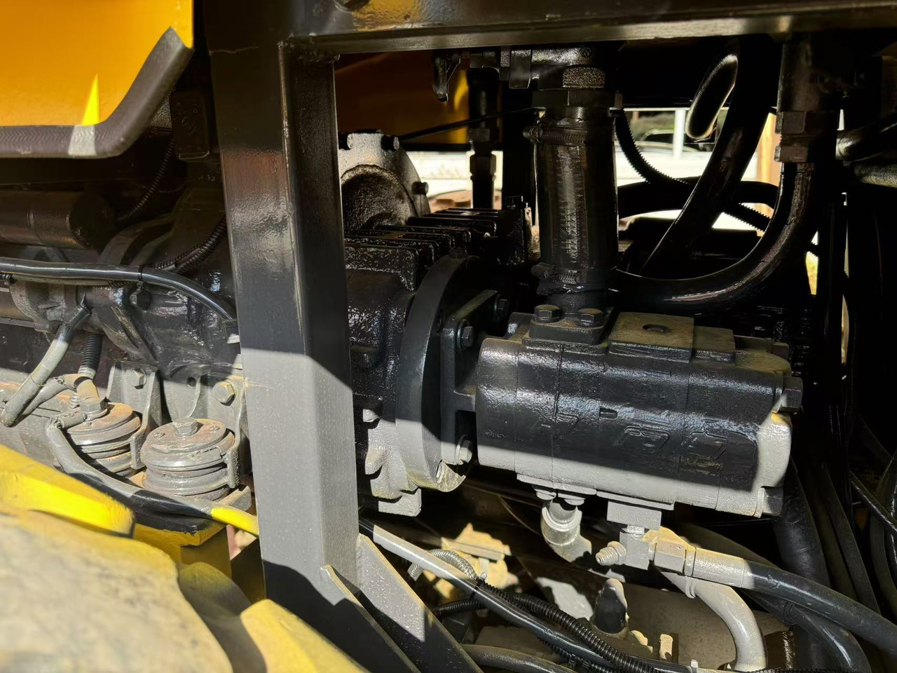 DYNAPAC CA30D - Compactor: Foto 5 DYNAPAC CA30D - Compactor: Foto 5