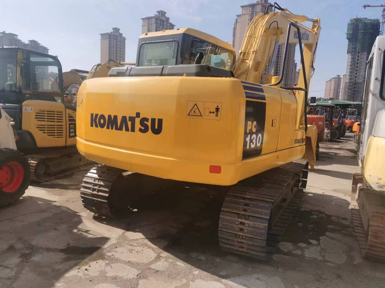 KOMATSU PC130-7 - Excavator pe şenile: Foto 1 KOMATSU PC130-7 - Excavator pe şenile: Foto 1