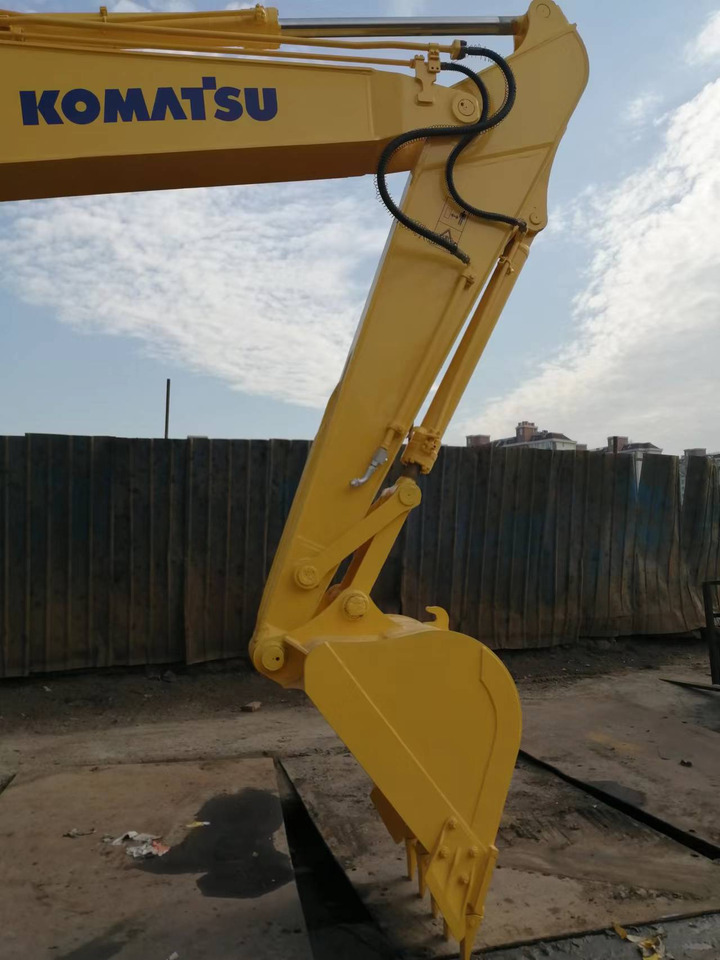 Excavator pe şenile KOMATSU PC200-7: Foto 6 Excavator pe şenile KOMATSU PC200-7: Foto 6