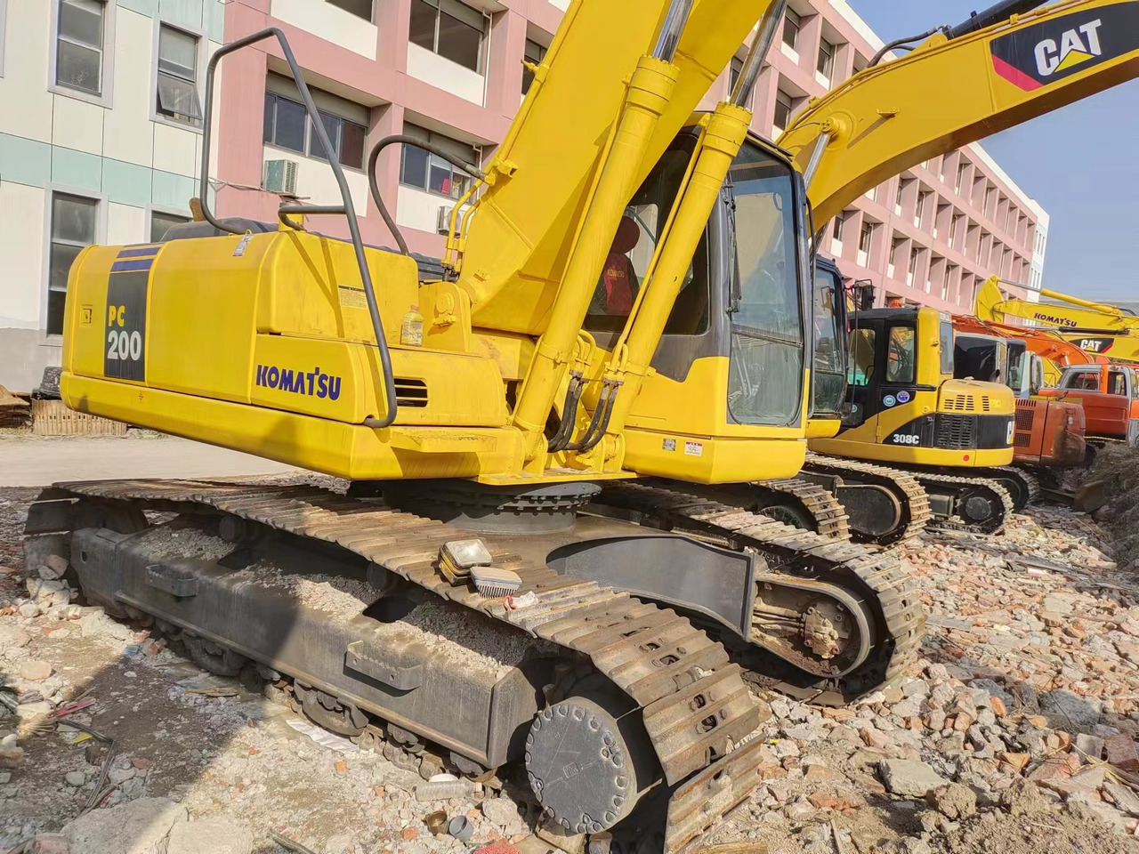 KOMATSU PC200-7 - Excavator pe şenile: Foto 5 KOMATSU PC200-7 - Excavator pe şenile: Foto 5