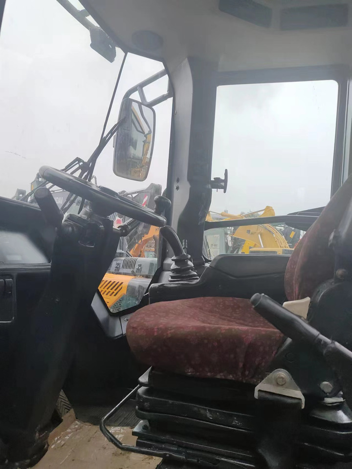 LIUGONG 856H - Încărcător frontal pe pneuri: Foto 3 LIUGONG 856H - Încărcător frontal pe pneuri: Foto 3