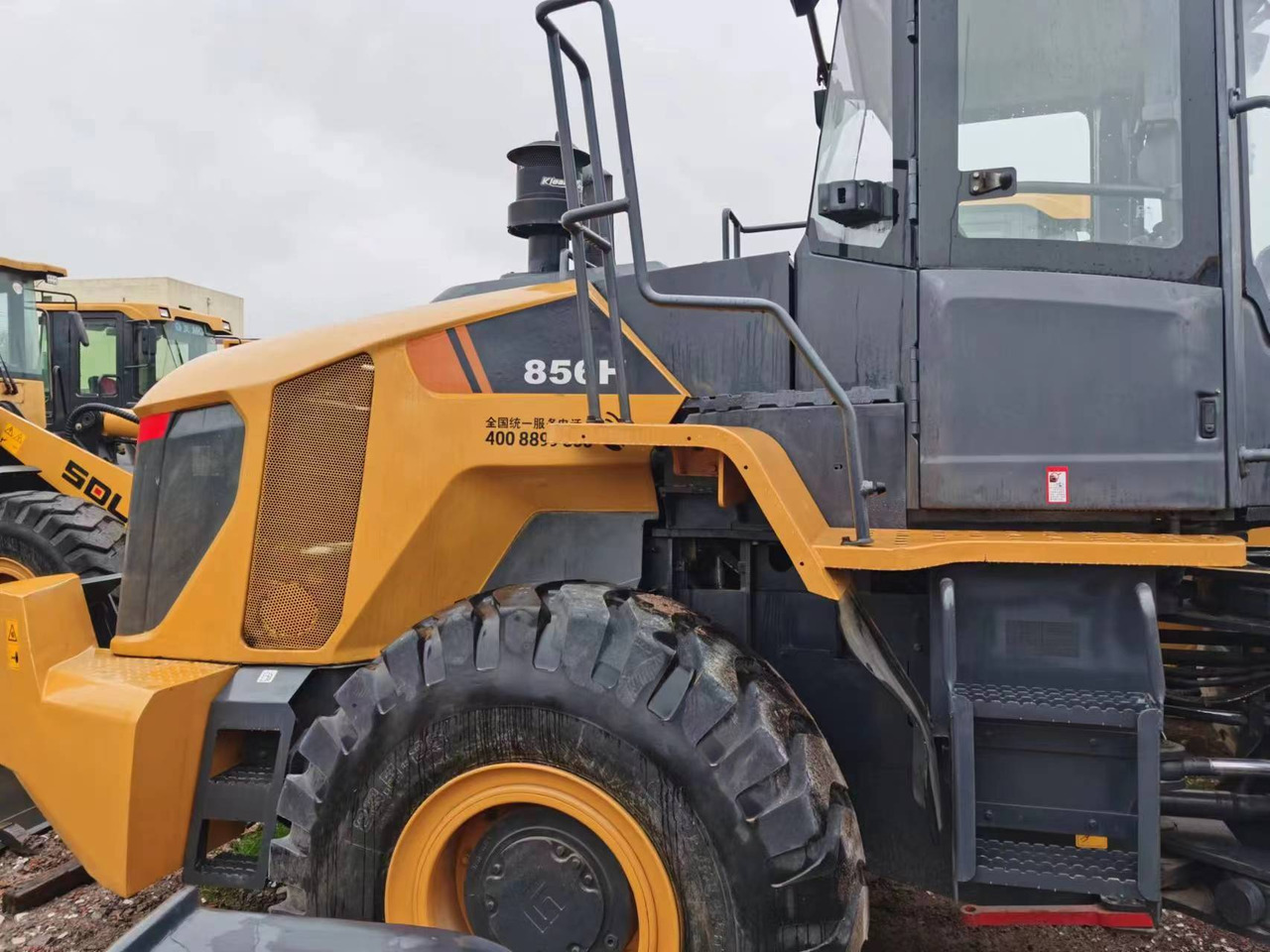 LIUGONG CLG856H - Încărcător frontal pe pneuri: Foto 3 LIUGONG CLG856H - Încărcător frontal pe pneuri: Foto 3