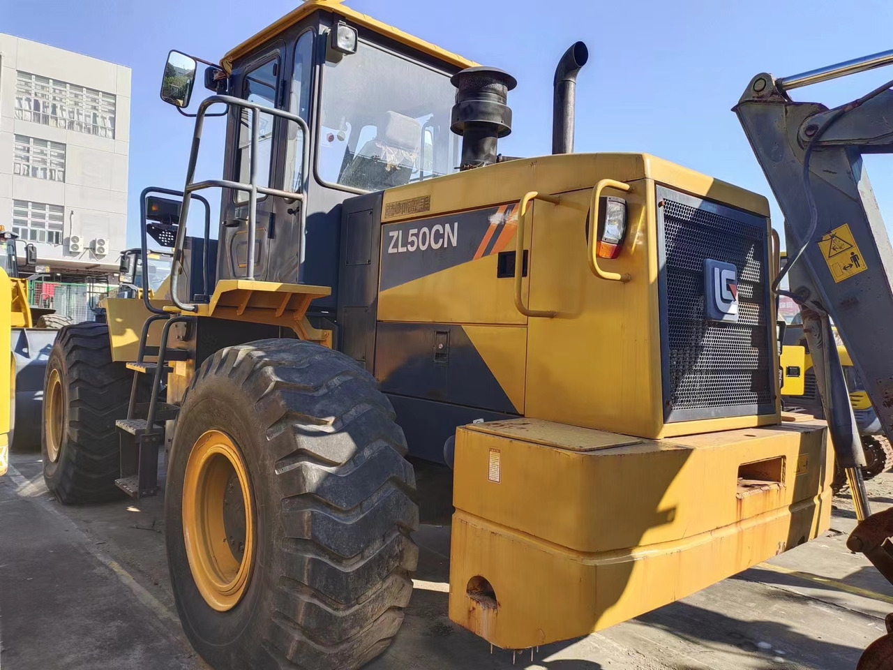 LIUGONG ZL50CN - Încărcător frontal pe pneuri: Foto 1 LIUGONG ZL50CN - Încărcător frontal pe pneuri: Foto 1