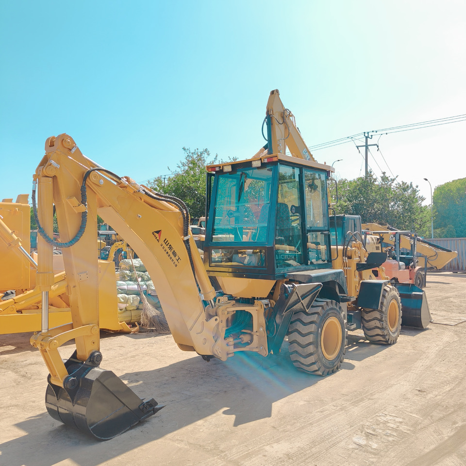 SDLG LGB680 - Buldoexcavator: Foto 2 SDLG LGB680 - Buldoexcavator: Foto 2