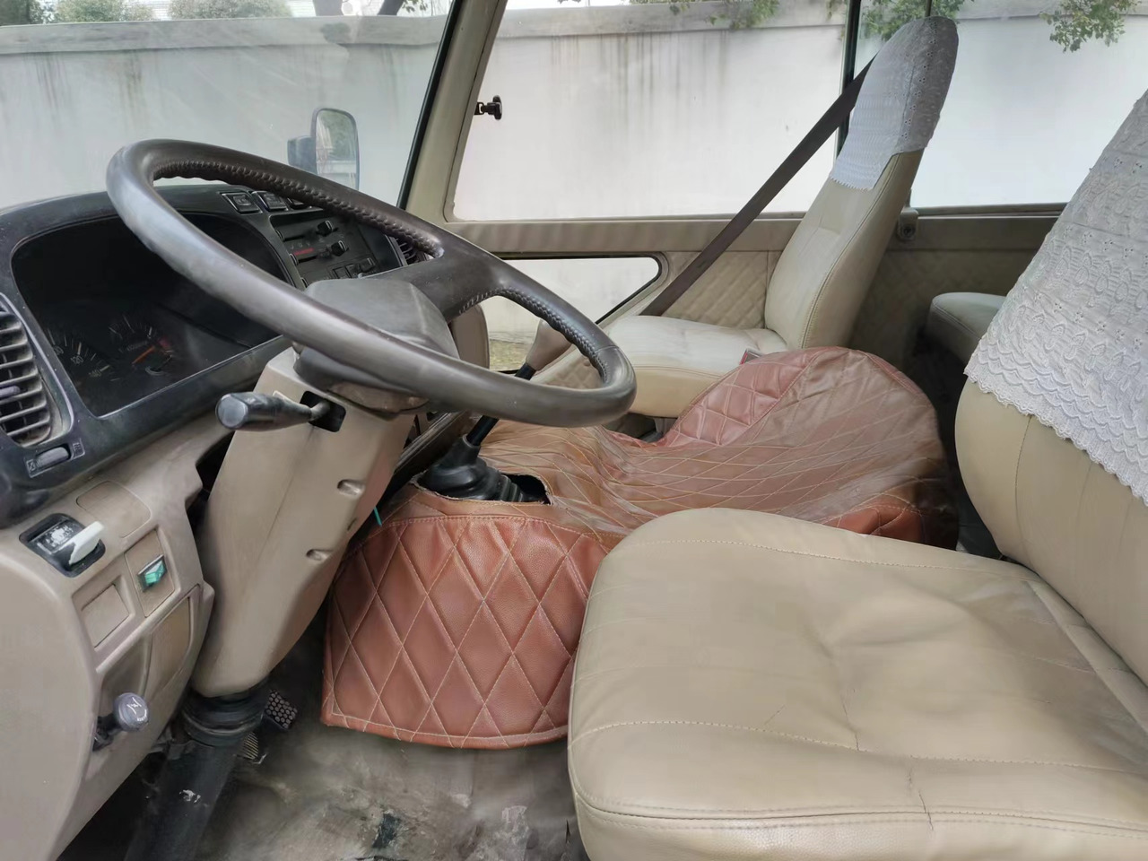 TOYOTA coaster - Microbuz, Transport persoane: Foto 5 TOYOTA coaster - Microbuz, Transport persoane: Foto 5