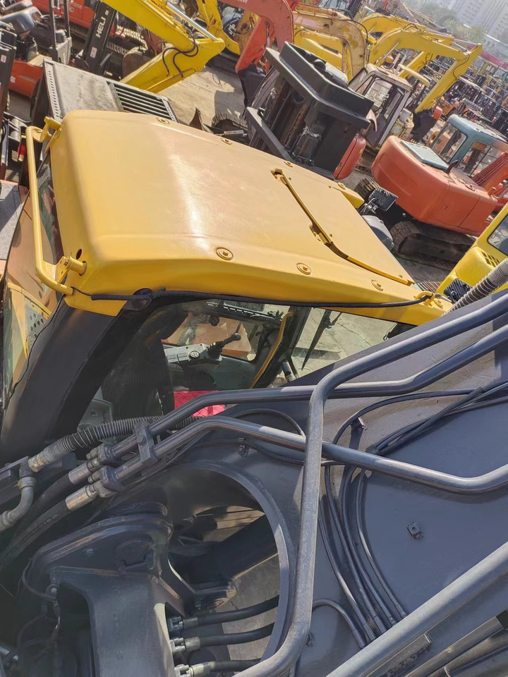 VOLVO EC460 - Excavator pe şenile: Foto 3 VOLVO EC460 - Excavator pe şenile: Foto 3