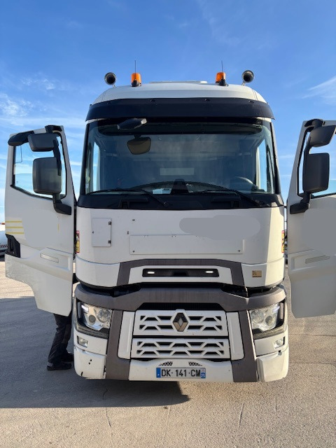 RENAULT T520 - Cap tractor: Foto 1 RENAULT T520 - Cap tractor: Foto 1