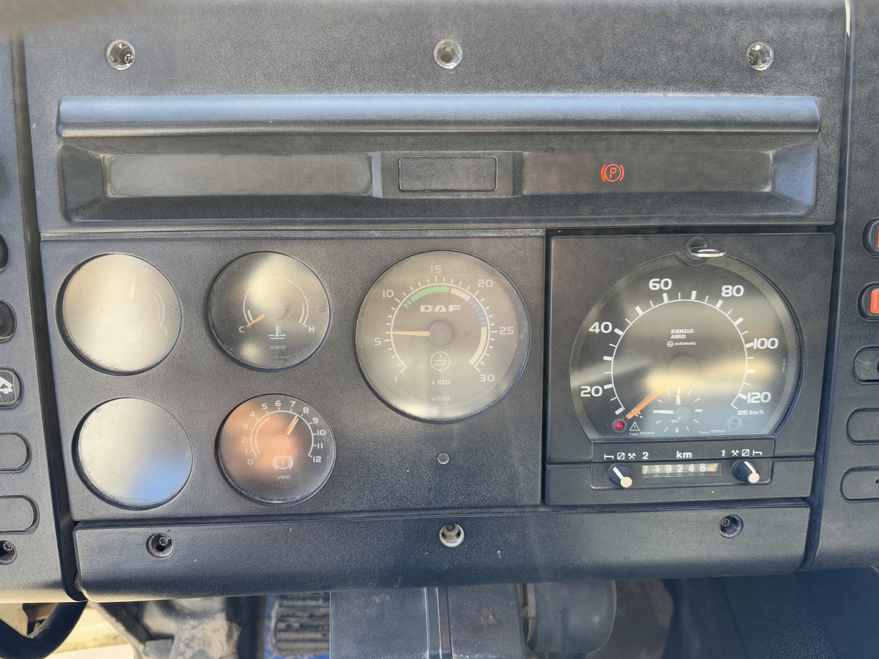 DAF DAF CF 85.430 - Camion basculantă: Foto 5 DAF DAF CF 85.430 - Camion basculantă: Foto 5