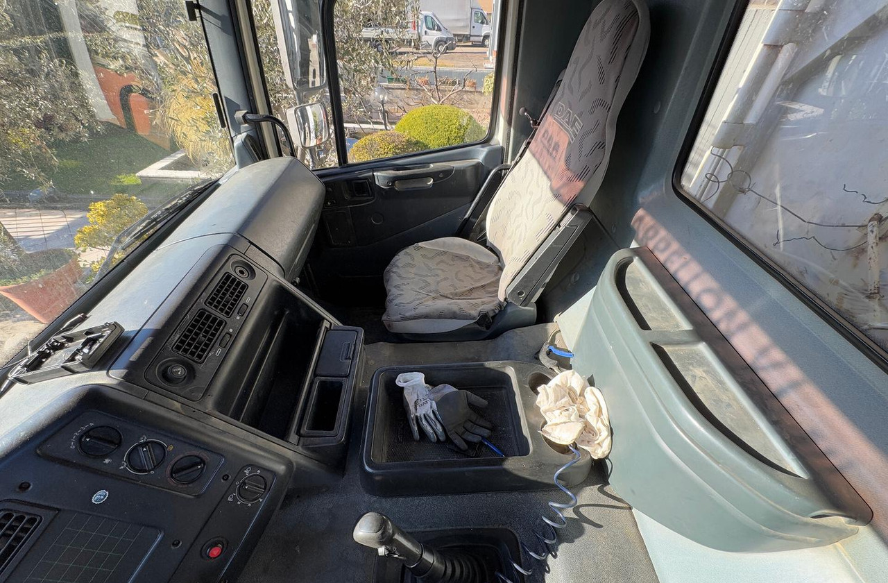 Ribaltabile DAF 85 CF 430 - anno 1999 - Camion basculantă: Foto 3 Ribaltabile DAF 85 CF 430 - anno 1999 - Camion basculantă: Foto 3