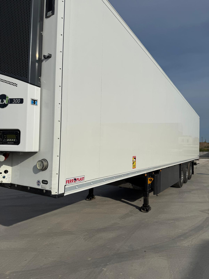 SCHMITZ SKO 24 - Semiremorcă frigider: Foto 3 SCHMITZ SKO 24 - Semiremorcă frigider: Foto 3