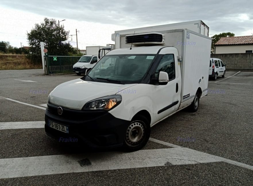 FIAT DOBLO KONTENER CHŁODNIA NR 830 - Autoutilitară frigorifica: Foto 1 FIAT DOBLO KONTENER CHŁODNIA NR 830 - Autoutilitară frigorifica: Foto 1