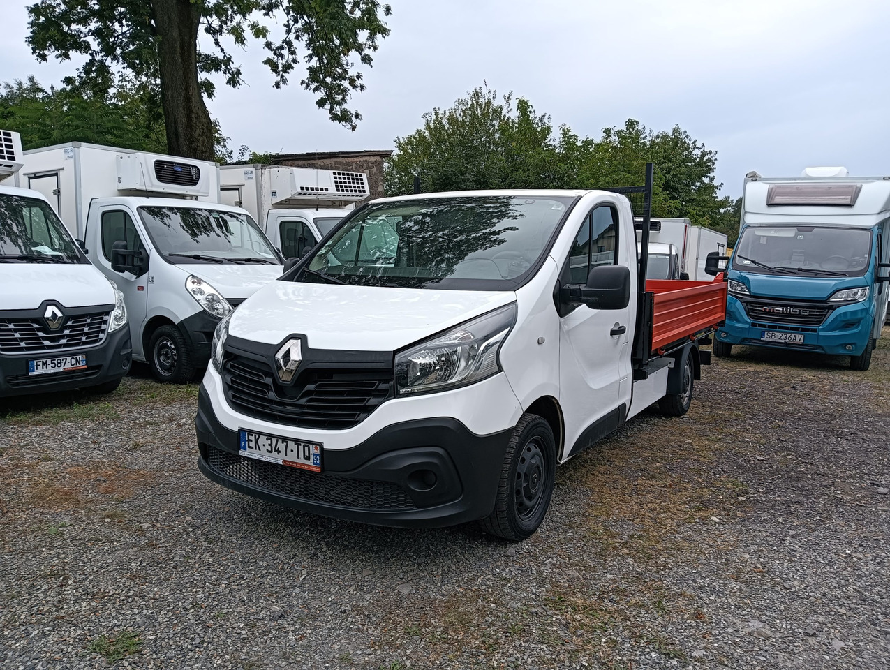 RENAULT TRAFIC WYWROTKA KIPER Z NAJAZDAMI NR 840 - Autoutilitară basculantă: Foto 1 RENAULT TRAFIC WYWROTKA KIPER Z NAJAZDAMI NR 840 - Autoutilitară basculantă: Foto 1