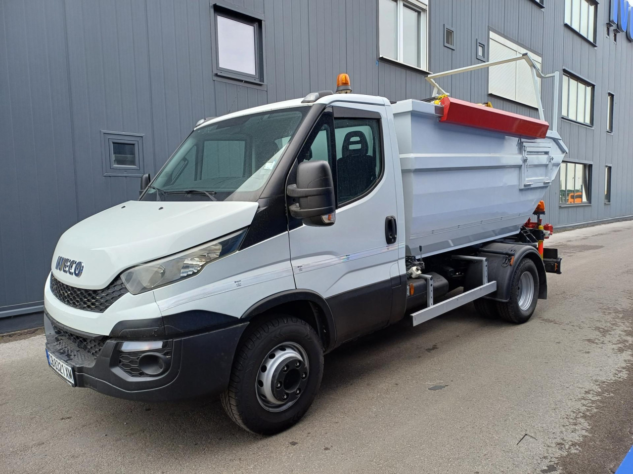 IVECO 65C15 - Autoutilitară: Foto 1 IVECO 65C15 - Autoutilitară: Foto 1