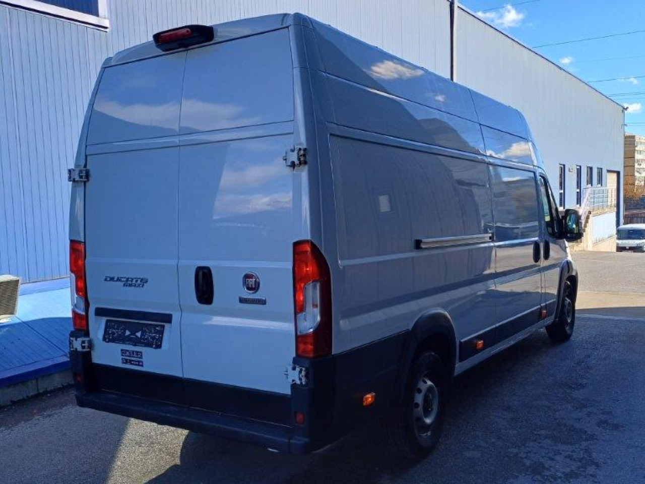 FIAT Ducato L4H3 Maxi - Dubă: Foto 4 FIAT Ducato L4H3 Maxi - Dubă: Foto 4