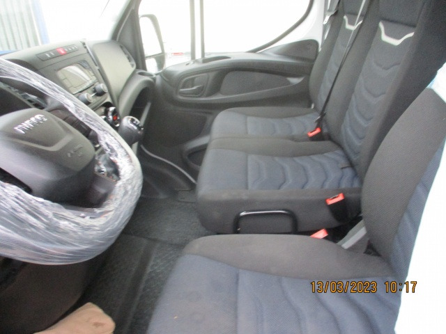 IVECO Daily 35S16V - Dubă: Foto 5 IVECO Daily 35S16V - Dubă: Foto 5