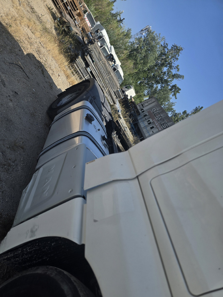 MAN TGX 18-480 - Cap tractor: Foto 4 MAN TGX 18-480 - Cap tractor: Foto 4