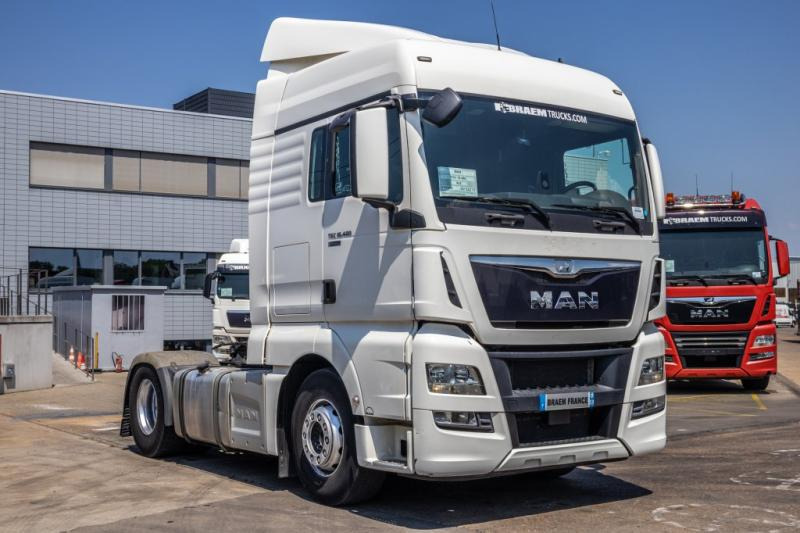MAN TGX 18.480 XLX BLS+INTARDER - Cap tractor: Foto 2 MAN TGX 18.480 XLX BLS+INTARDER - Cap tractor: Foto 2