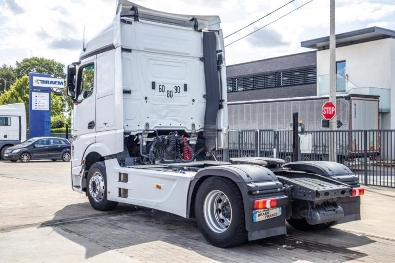 Mercedes ACTROS 1845 LS - Cap tractor: Foto 4 Mercedes ACTROS 1845 LS - Cap tractor: Foto 4