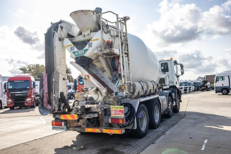 Iveco TRAKKER 400+BAND/TAPIS/BELT T40 - Autobetonieră: Foto 3 Iveco TRAKKER 400+BAND/TAPIS/BELT T40 - Autobetonieră: Foto 3