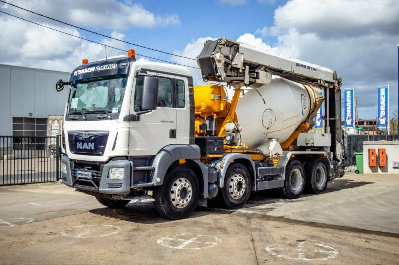 MAN TGS 32.400BB+LIEBHERR 8M³+BAND/TAPIS 16m - Autobetonieră: Foto 2 MAN TGS 32.400BB+LIEBHERR 8M³+BAND/TAPIS 16m - Autobetonieră: Foto 2