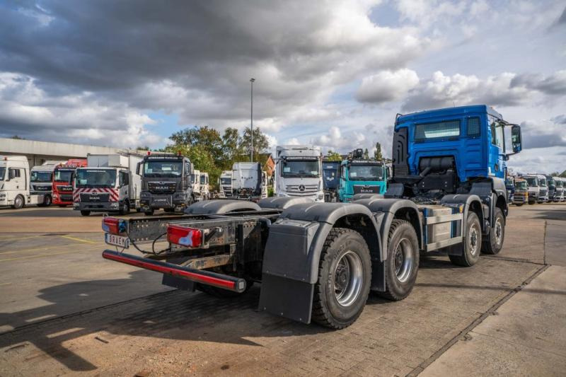 MAN TGS 35.440 BB -8X6 - Camion şasiu: Foto 4 MAN TGS 35.440 BB -8X6 - Camion şasiu: Foto 4