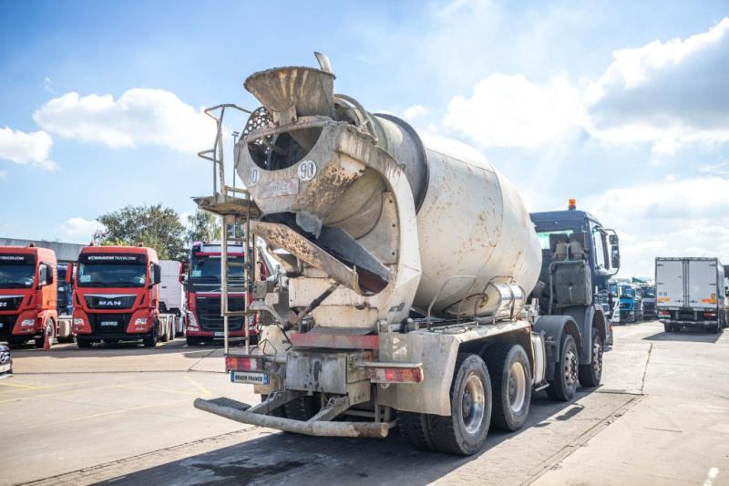 Mercedes ACTROS 3241 BB-MP2+STETTER - Autobetonieră: Foto 3 Mercedes ACTROS 3241 BB-MP2+STETTER - Autobetonieră: Foto 3