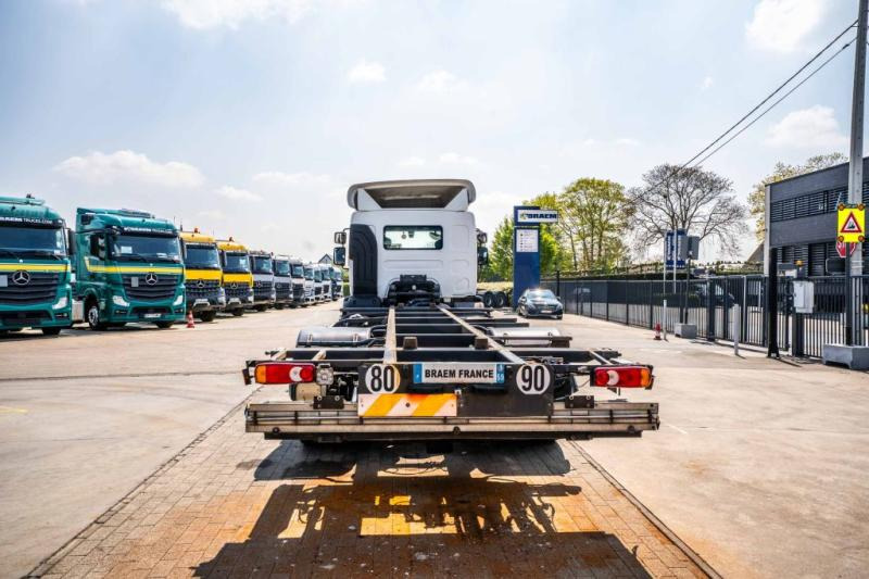 Renault D WIDE 380 DXI - Camion transport containere/ Swap body: Foto 4 Renault D WIDE 380 DXI - Camion transport containere/ Swap body: Foto 4