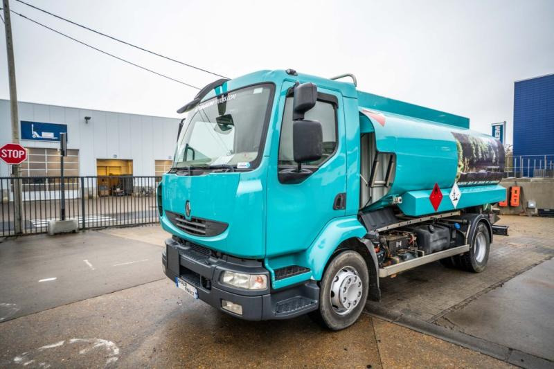 Renault MIDLUM 270 DXI + MAGYAR ALU 11000L+5COMP. - Camion cisternă: Foto 1 Renault MIDLUM 270 DXI + MAGYAR ALU 11000L+5COMP. - Camion cisternă: Foto 1