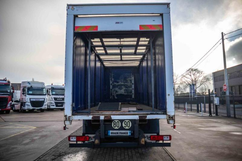 Renault PEMIUM LANDER 340 DXI-6X2 - Camion cu prelată: Foto 4 Renault PEMIUM LANDER 340 DXI-6X2 - Camion cu prelată: Foto 4