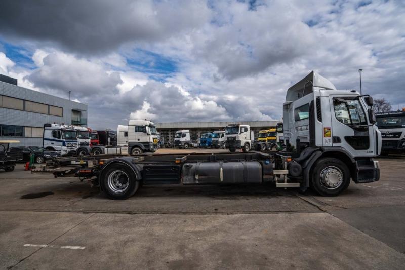 Renault PREMIUM 340 DXI // HAYON RETRACT - Camion transport containere/ Swap body: Foto 3 Renault PREMIUM 340 DXI // HAYON RETRACT - Camion transport containere/ Swap body: Foto 3